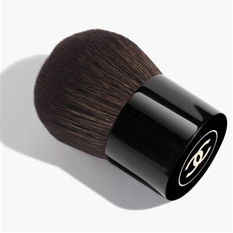 chanel pencil brush|Chanel oversize kabuki brush.